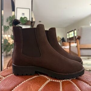 Thursday Boot Company - Women's Legend Chelsea Boot In Truffle Nubuck